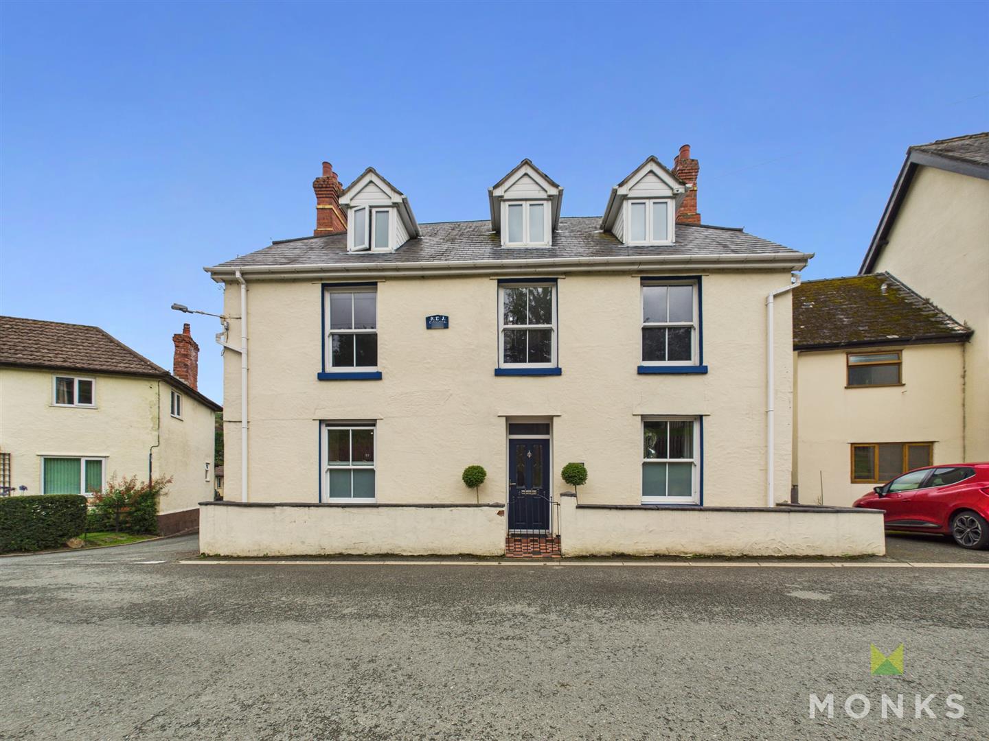 Glandeg High Street, Llangollen, LL20 7EG For Sale